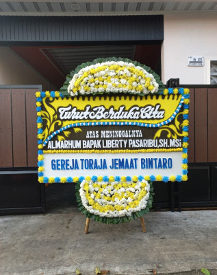 Papan Bunga Duka di Bojong Loa